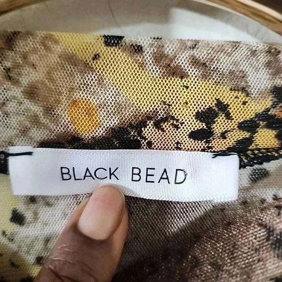 Black Bead Mesh Animal print body suit.  Size Large - Picture 4 of 4